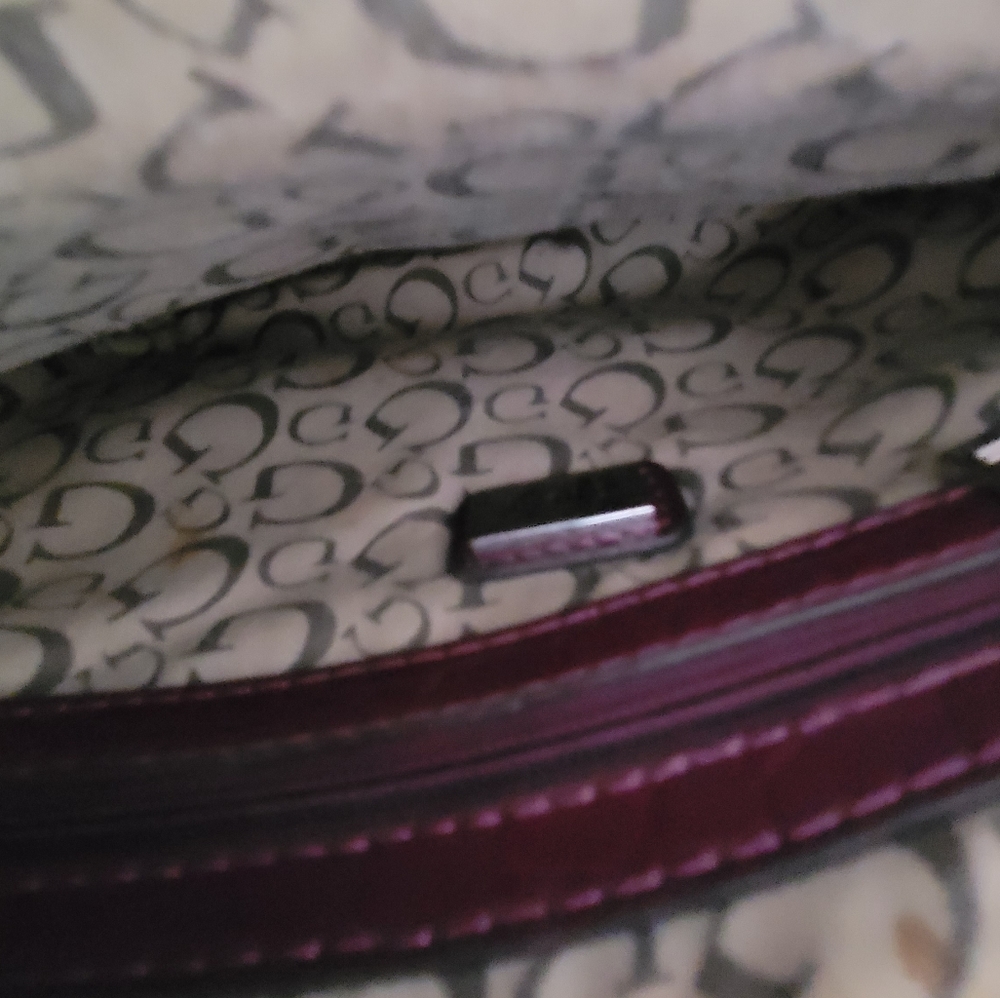 Guess crossbody